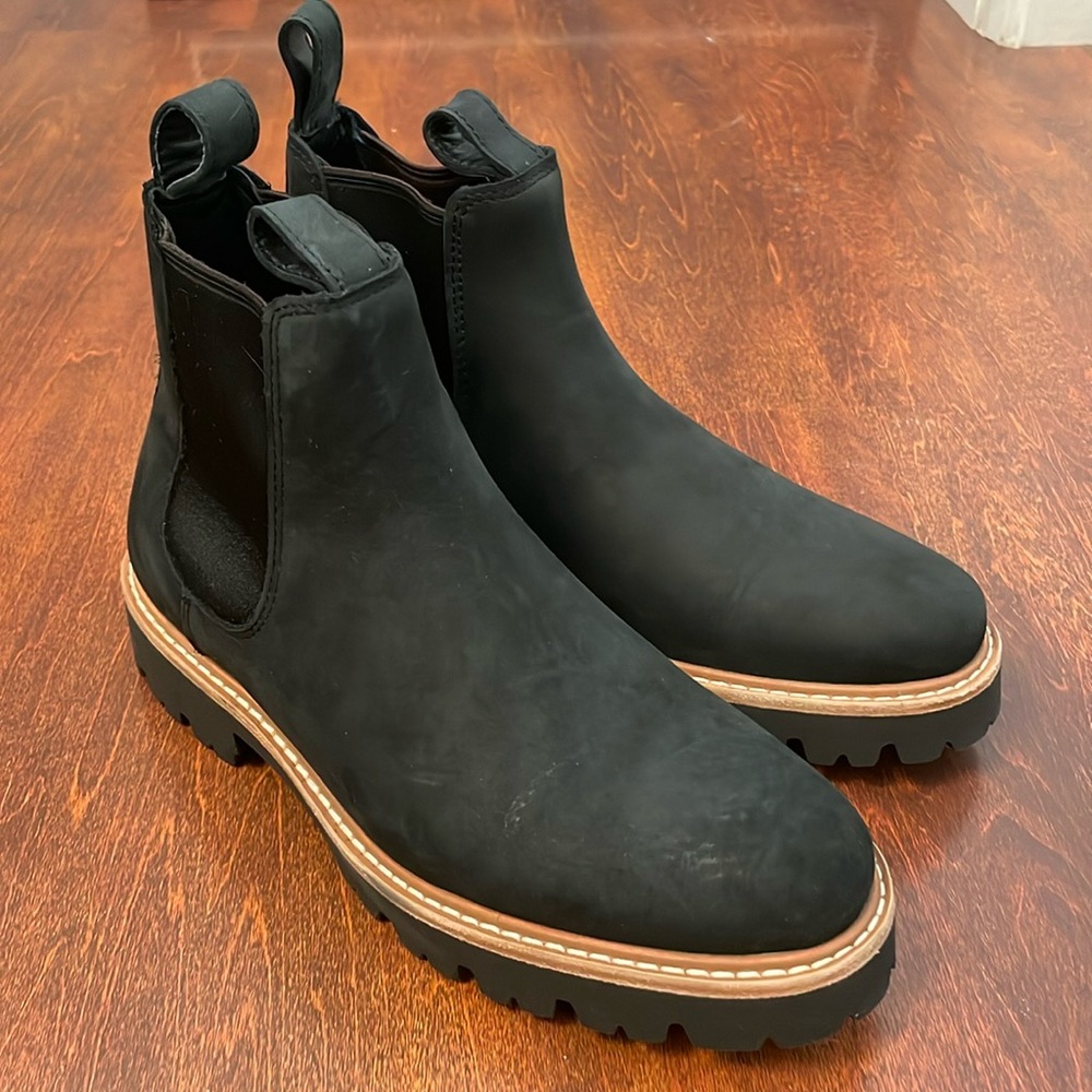 NWOT Nisolo Black Suede Boots